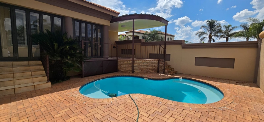 3 Bedroom Property for Sale in Wilkoppies North West